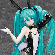 Hatsune Miku: Bunny Ver. Art by SanMuYYB 1/4 Scale Figure (Re-run)