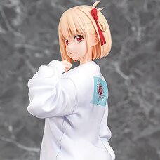 Lycoris Recoil Chisato Nishikigi: Oversized Sweatshirt Ver. 1/7 Scale Figure