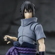 S.H.Figuarts Naruto Naruto Sasuke Uchiha -Solitary Shinobi-
