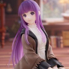 Desktop Cute Figure Frieren: Beyond Journey's End Fern (Re-run)