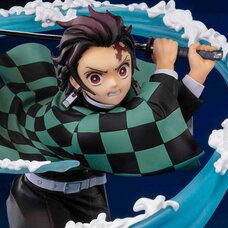 Figuarts Zero Demon Slayer: Kimetsu no Yaiba Tanjiro Kamado -Breath of Water- (Re-run)
