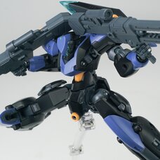 Ultra Action Trooper Series Franz-Α (Black x Blue) 1/144 Scale Plastic Model Kit