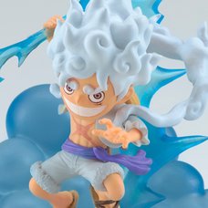 World Collectable Figure One Piece Special Monkey D. Luffy -Gear 5-