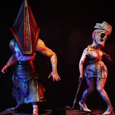 Defostyle Return to Silent Hill Pyramid Head & Bubble Head Nurse Twin Pack