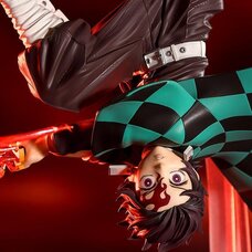 Luminasta Demon Slayer: Kimetsu no Yaiba Tanjiro Kamado: Hinokami Kagura Setting Sun Transformation Ver.