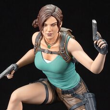 Tomb Raider Lara Croft PVC Statue