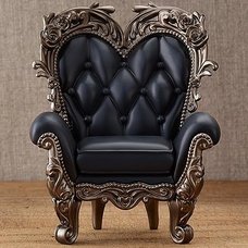 Pardoll Antique Chair: Noir (Re-run)