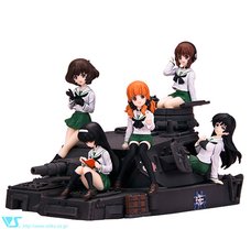 CharaGumin Anglerfish Team Set (Uniform ver.) | Girls und Panzer Garage Kit