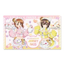 Girls und Panzer das Finale Deskmat Miho Nishizumi & Maho Nishizumi: Jersey Maid Ver.