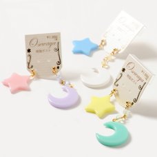 Osewaya Simple Moon & Star Earrings