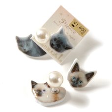 Osewaya Peeping Cat Earrings