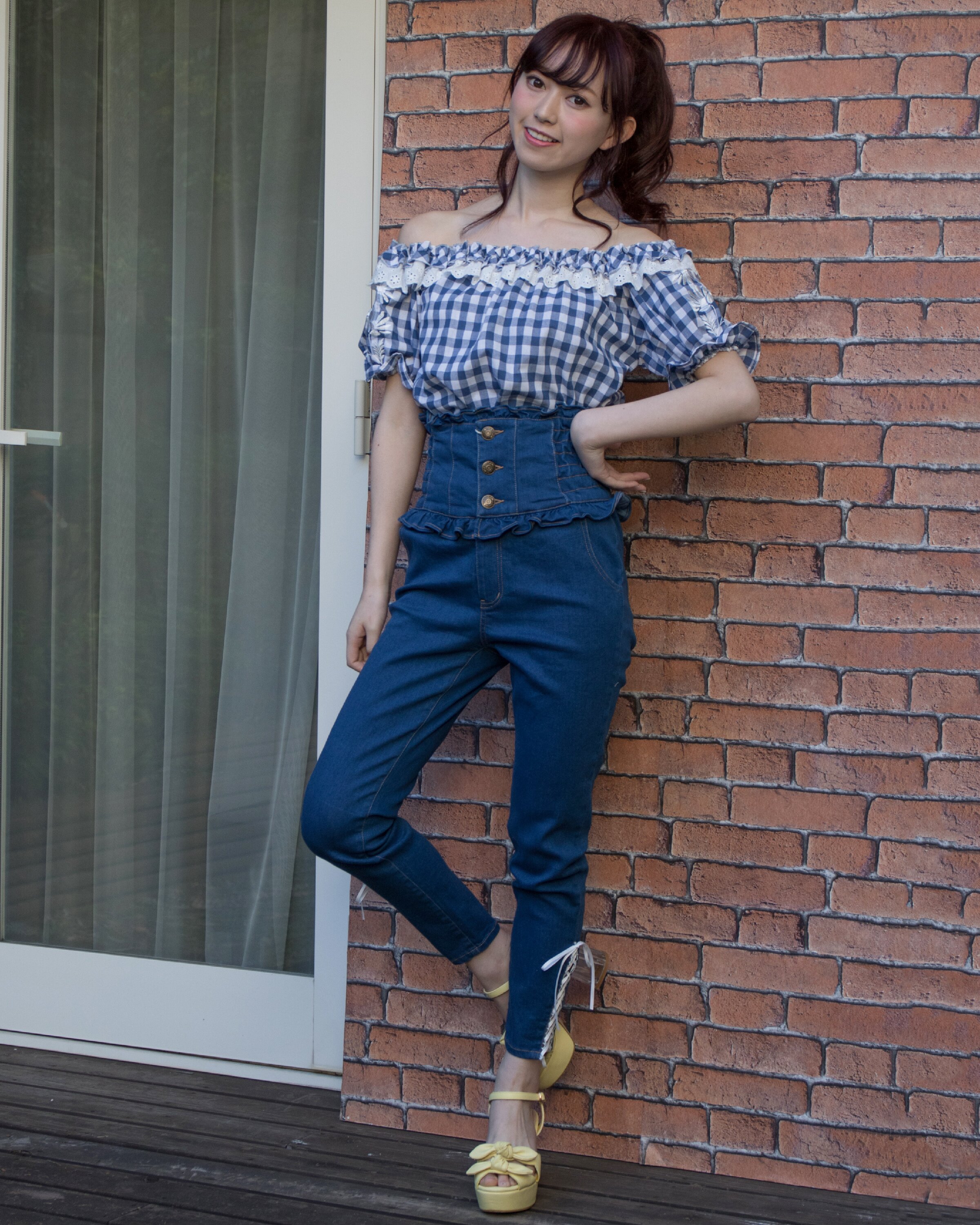 LIZ LISA Gingham Check Embroidered Off-Shoulder Blouse