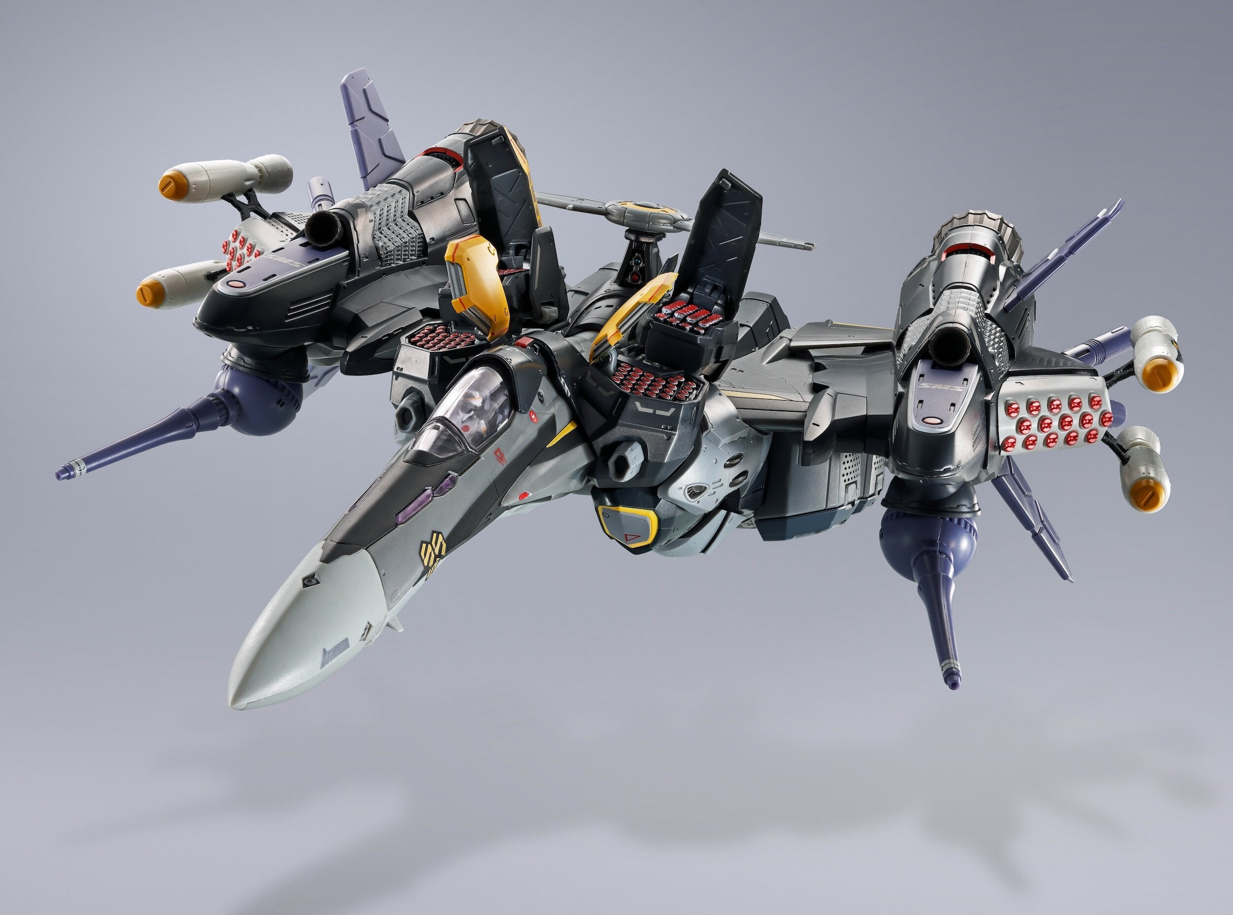 DX Chogokin Macross VF-25S Armored Messiah Valkyrie (Ozma・Lee Use ...