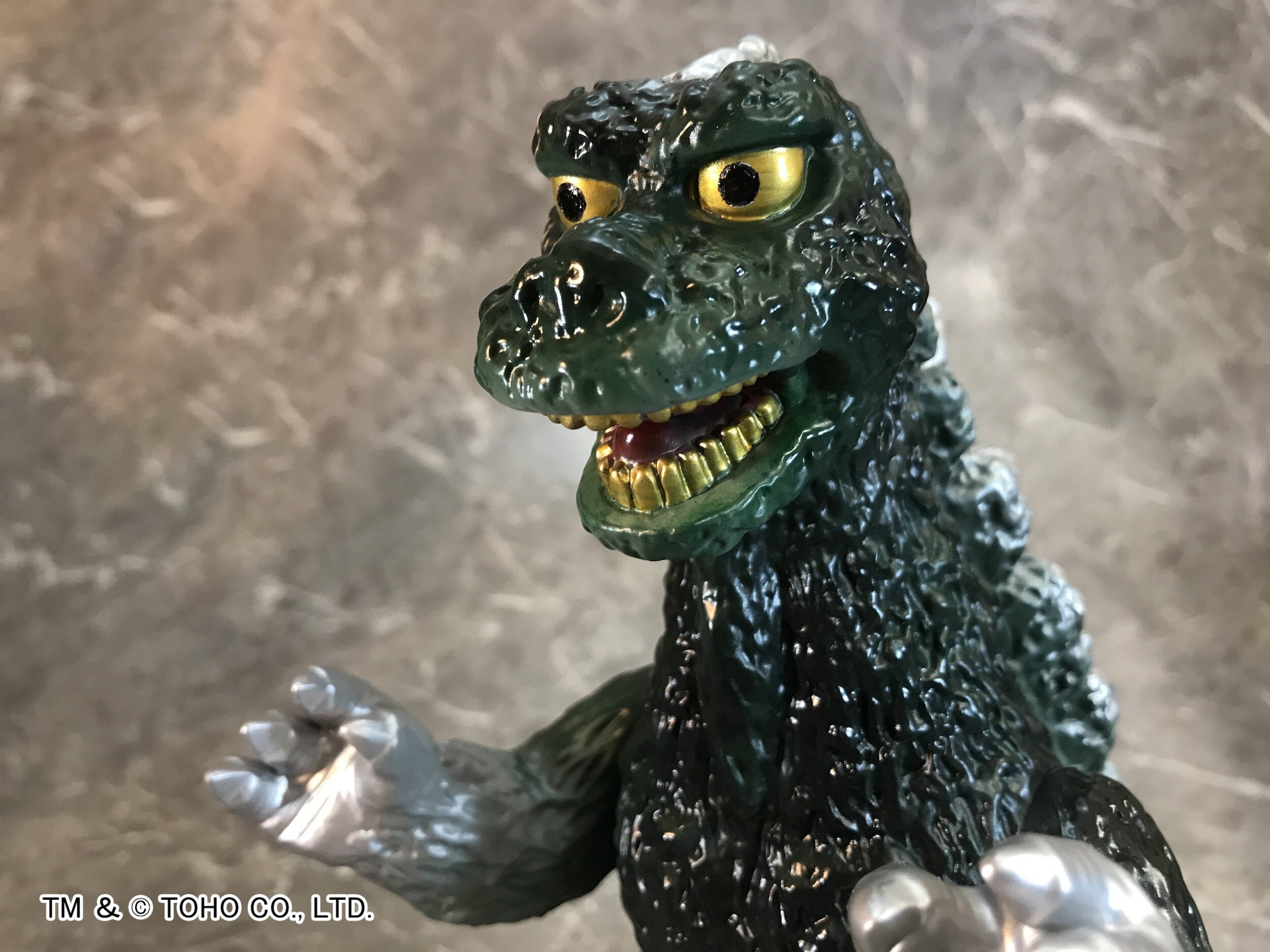 【激レア】GODZILLA ビジュアルアートトレーナー Mサイズ Godzilla/Toho Collectibles - Kaiju Battle
