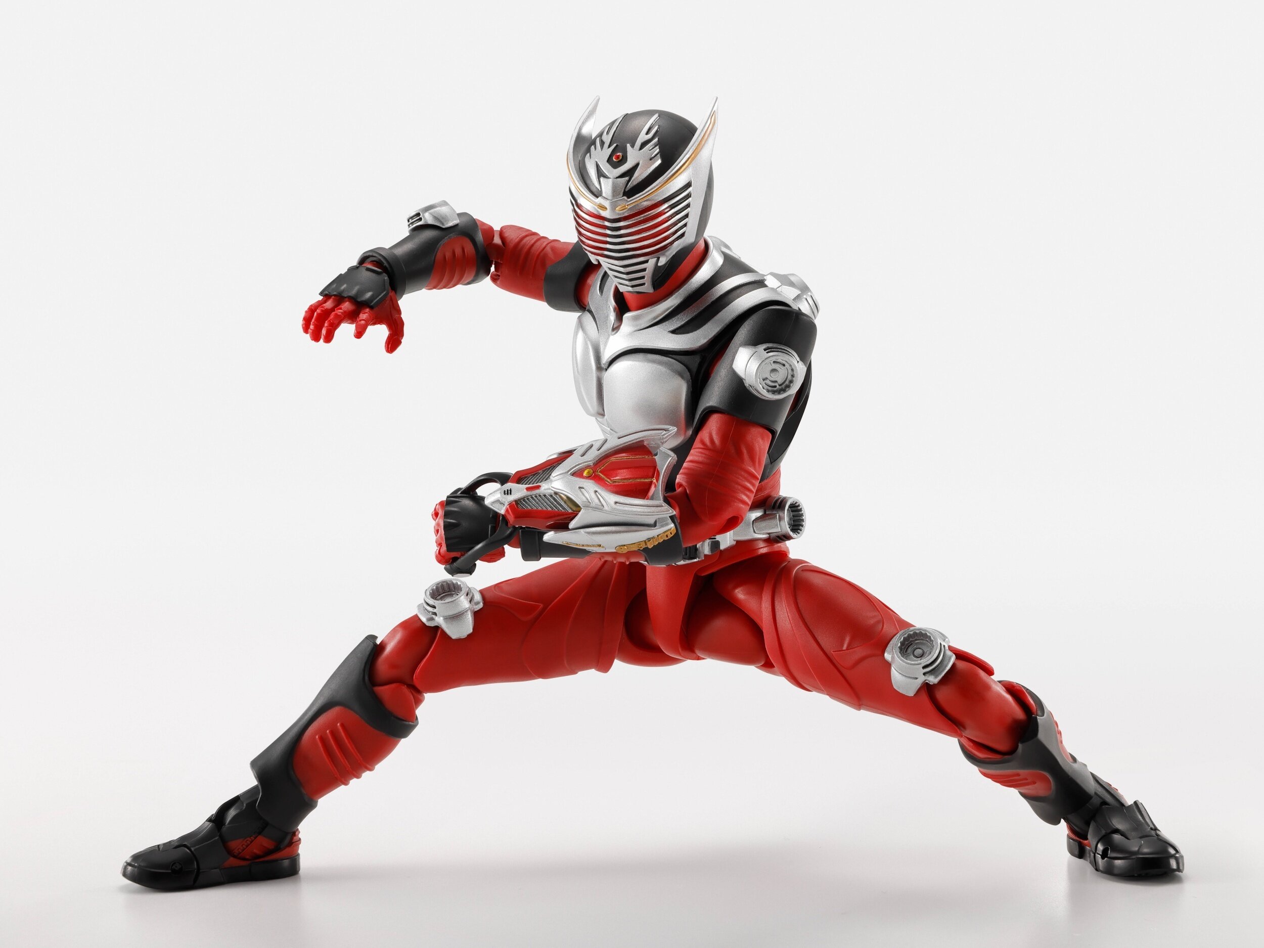 Ryuki S.H.Figuarts Shinkoccho Seiho Masked Rider Ryuki: Bandai 14