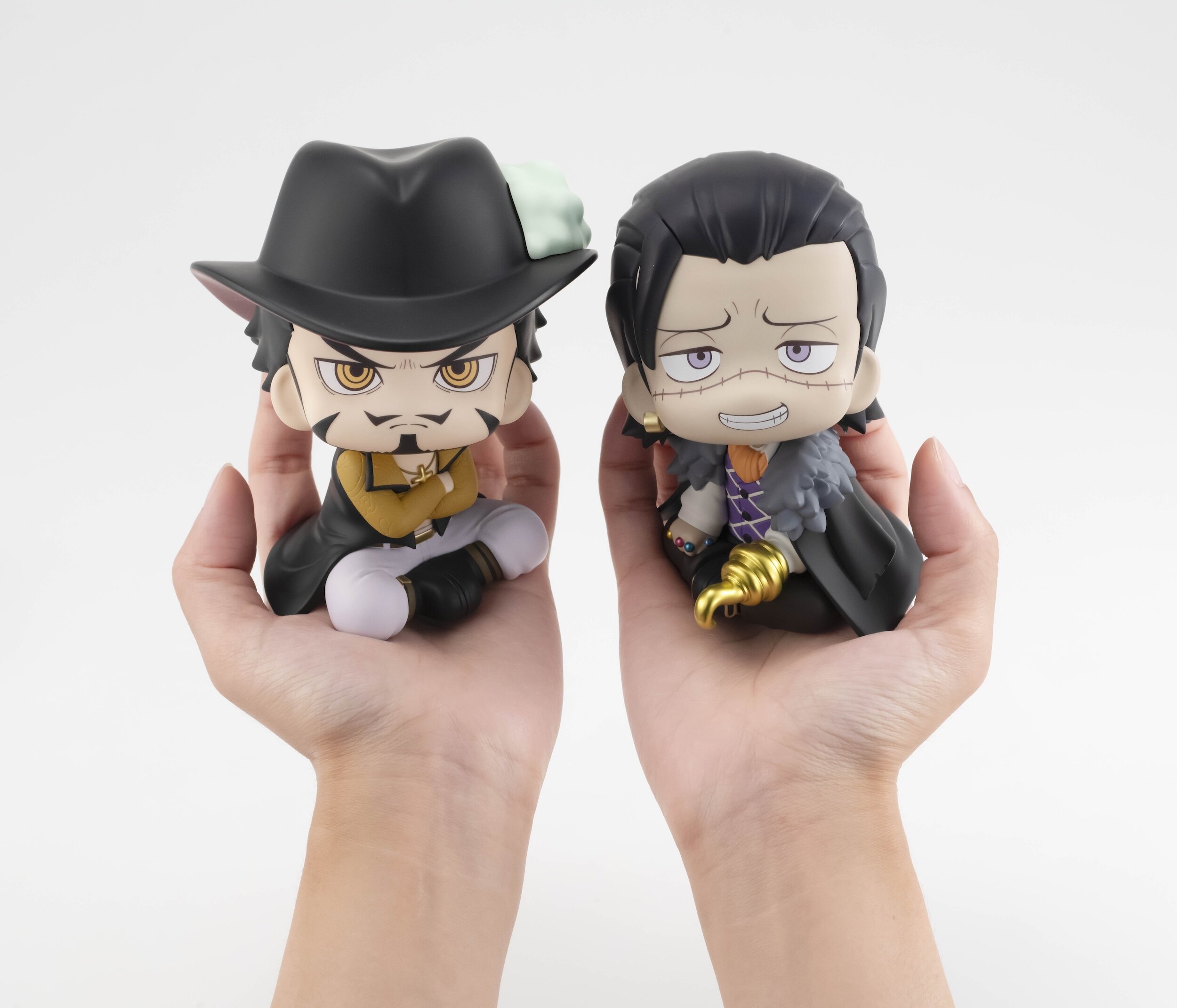 Look Up Series One Piece Dracule Mihawk & Crocodile Set w