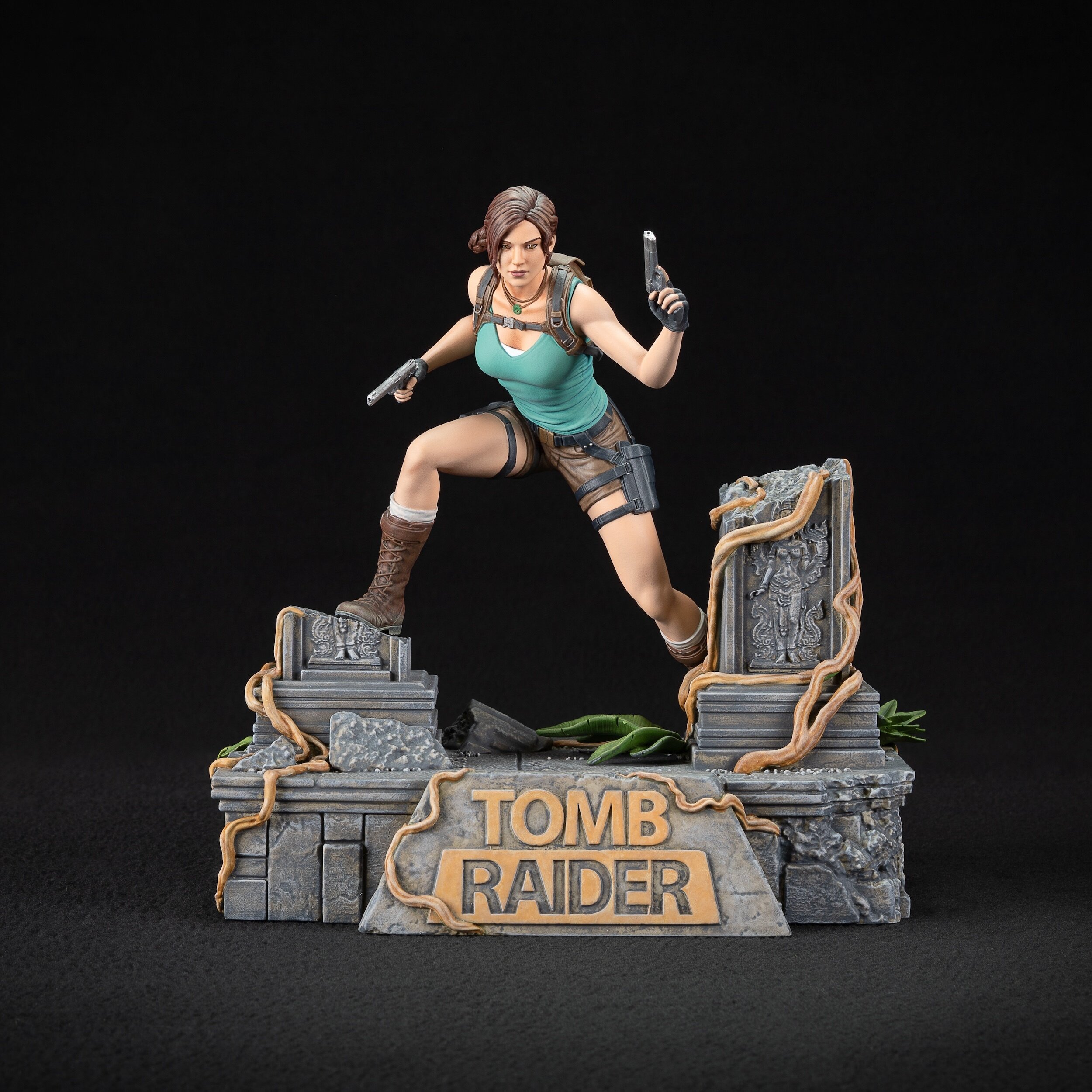 chuuun様リクエスト専用：THE LARA CROFT COLLECTION Tomb Raider Lara Croft PVC Statue: Dark Horse - Tokyo Otaku Mode (TOM)