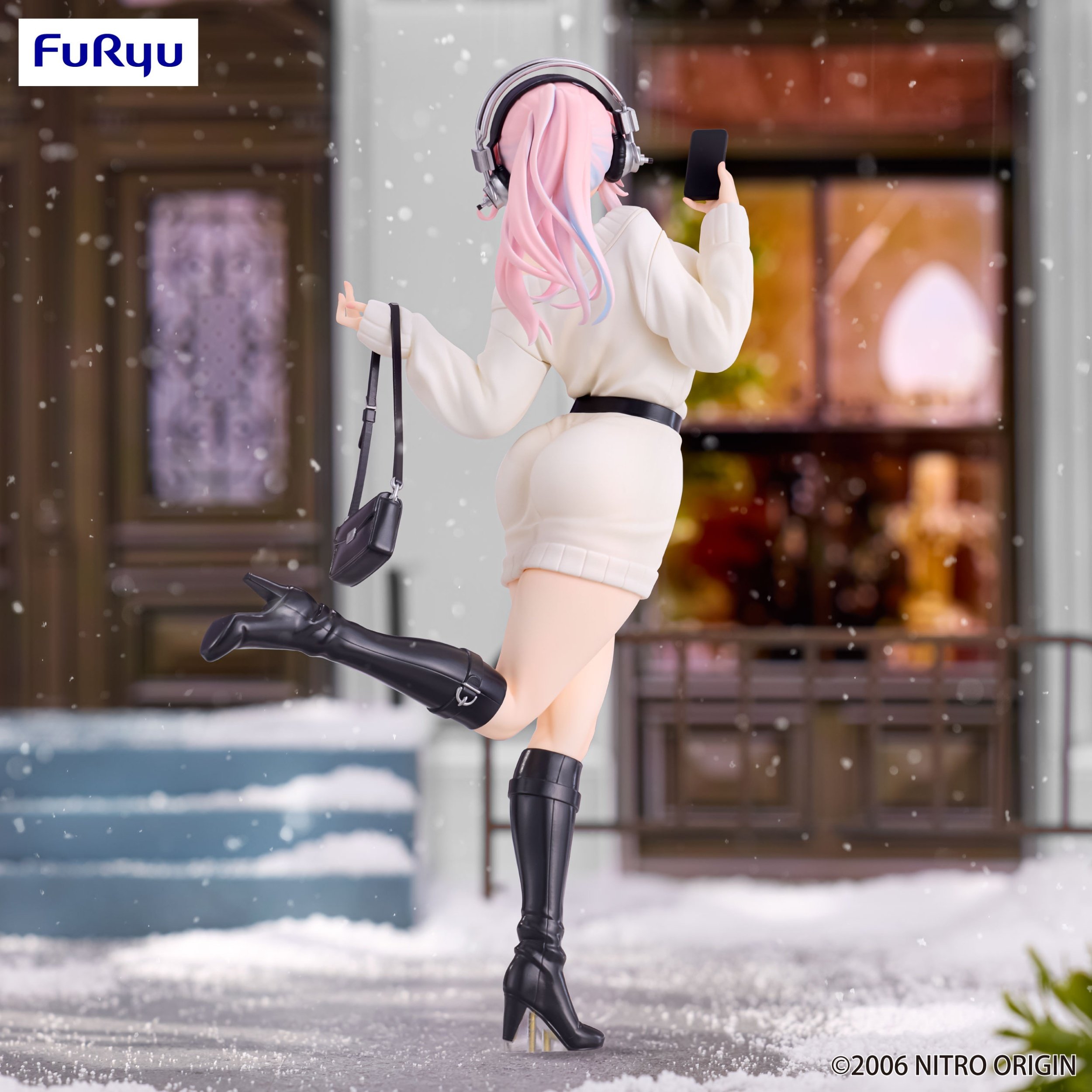 Trio-Try-iT Figure Super Sonico: Winter Memory Ver. (Re-run