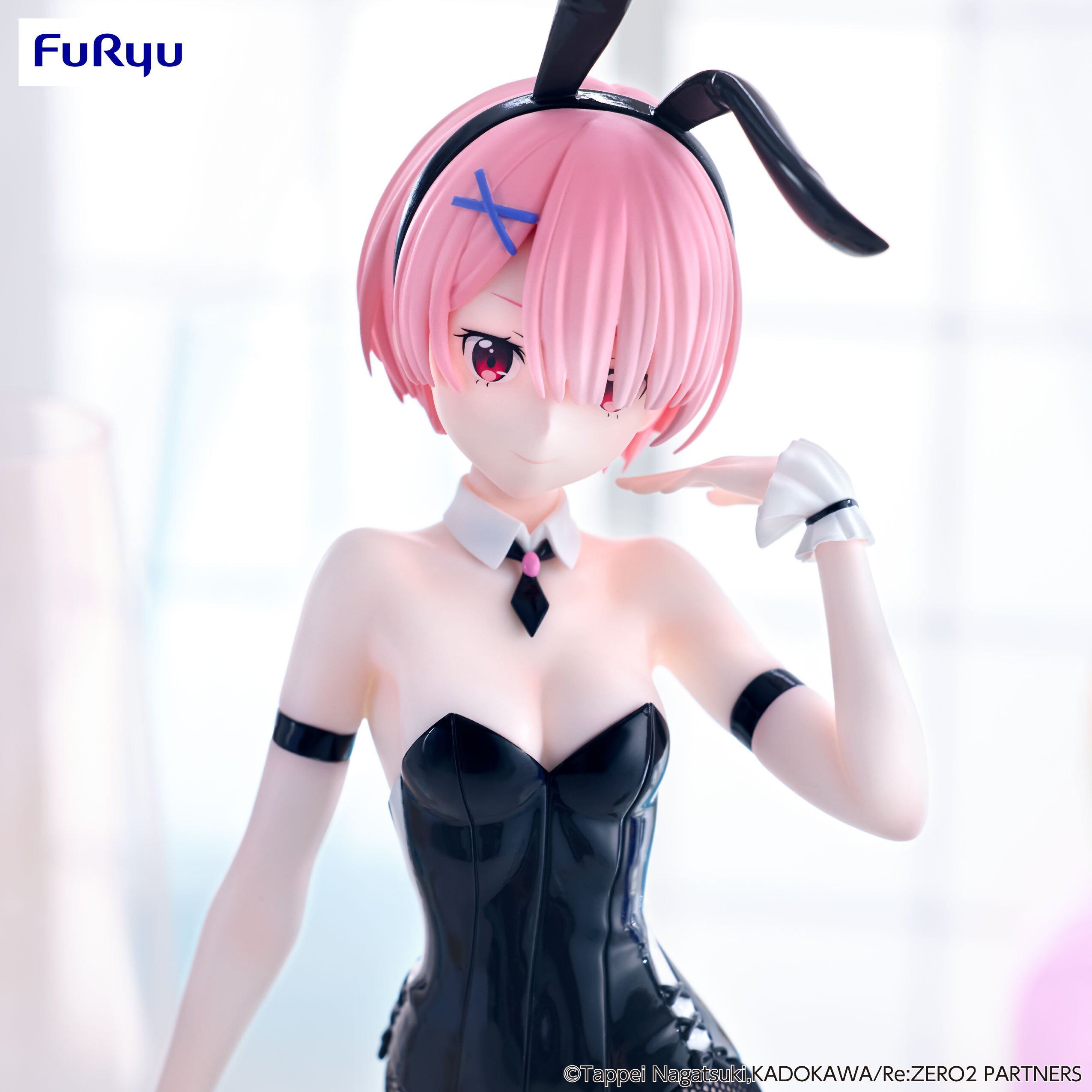 Amazon.com: フリュー Hatsune Miku BiCute Bunnies Figure