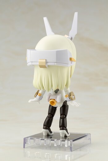 cu-poche frame arms girl baselard: disarmed