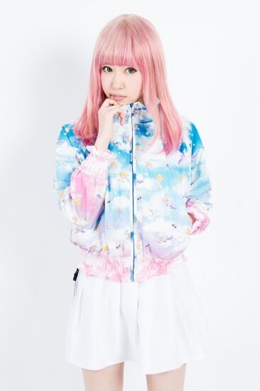 galaxxxy ブルゾン galaxxxy - 美品 galaxxxy オーロラ ブルゾン ホワイトの通販 by