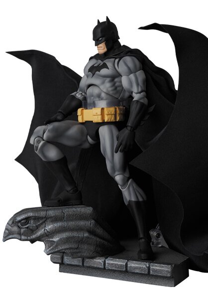 Mafex Batman: Hush Black Ver. (Re-run)