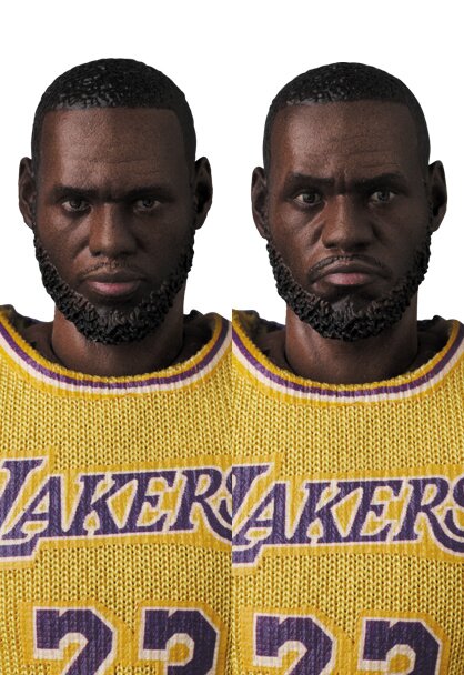 Mafex LeBron James: MEDICOM TOY - Tokyo Otaku Mode (TOM)