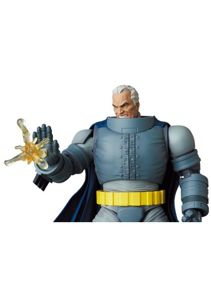 Mafex The Dark Knight Returns Armored Batman