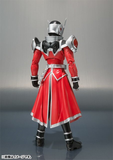 S.H.Figuarts Kamen Rider Wizard Flame Dragon: Bandai - Tokyo