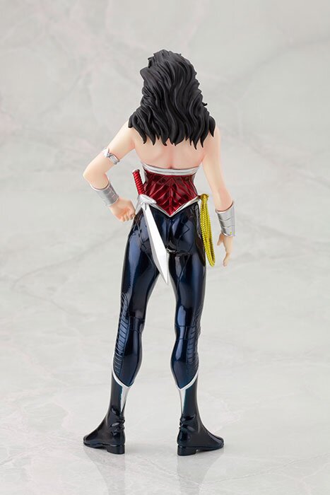 ArtFX+ [Justice League] Wonder Woman Figure: KOTOBUKIYA - Tokyo