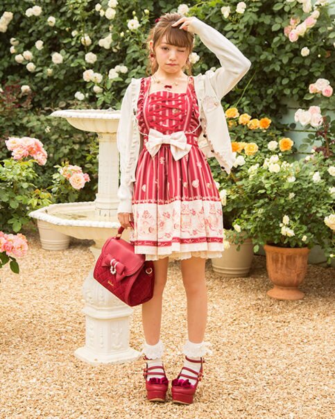 希少品】Dr.Martens LiSA着用モデル スタッズ × チェック 赤金 希少品