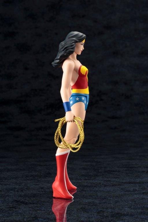 ArtFX+ DC Universe Wonder Woman Classic Series: KOTOBUKIYA - Tokyo