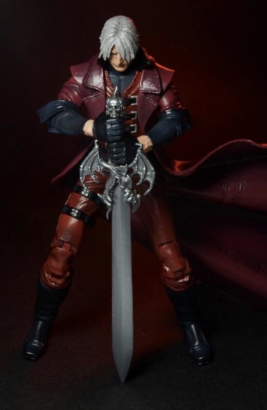 Devil May Cry 4: Special Edition collector's edition comes in a