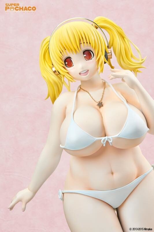 super pochaco figurine