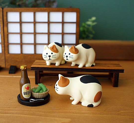 concombre Hot‐Spring Cat Hotel Mini Figures: DECOLE - Tokyo Otaku