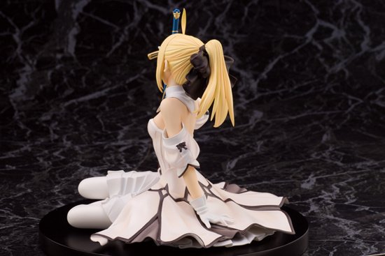 Saber Lily 1/7 Scale Figure: Alphamax - Tokyo Otaku Mode (TOM)