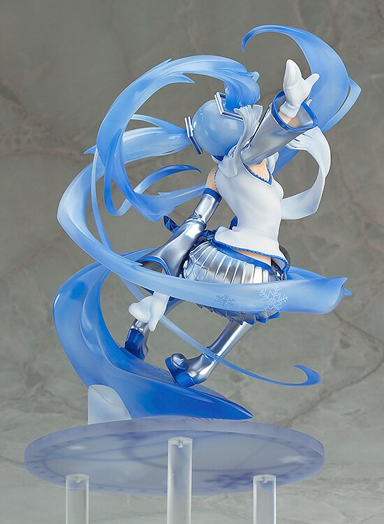 Snow Miku 1/7 Scale Figure: Good Smile Company - Tokyo Otaku Mode
