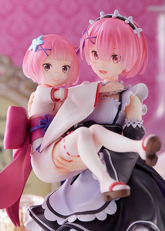 Re Zero Starting Life in Another World S-Fire Emilia & Childhood Emilia 1/7  Scale Figure