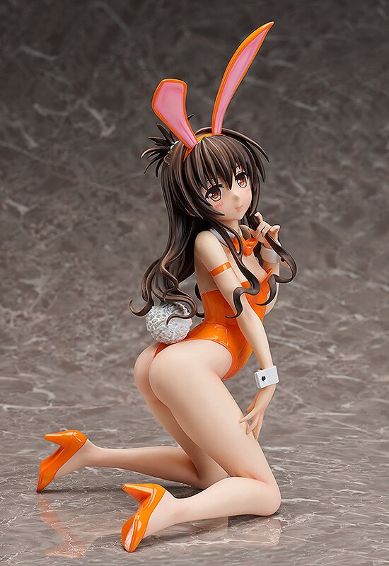To Love-Ru] Mikan Yuki: Bare Leg Bunny Ver. 1/4 Scale Figure