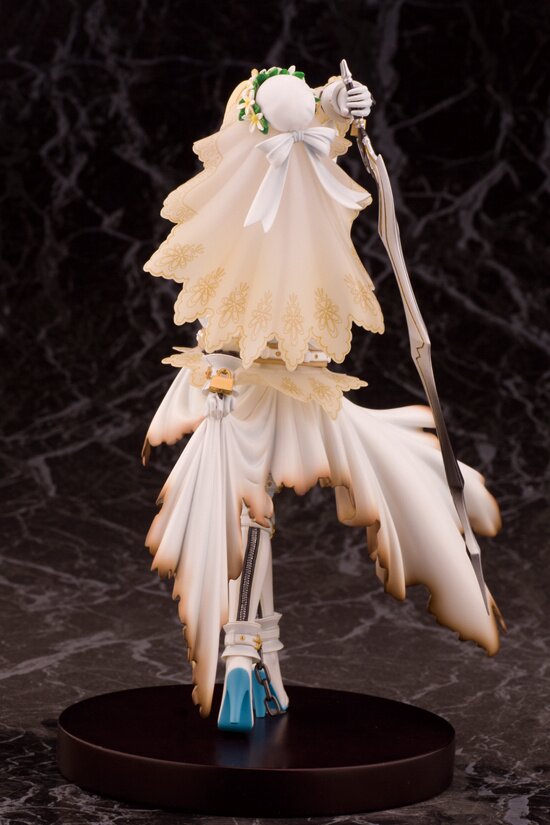 saber bride figure