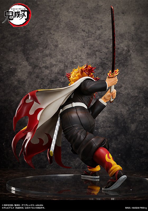 Demon Slayer: Kimetsu no Yaiba Kyojuro Rengoku 1/4 Scale Figure