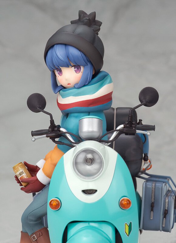 Shima Rin with Scooter 1/10スケール Alter Yurucamp Shima Rin with 3-Wheel Scooter 1/10 Scale
