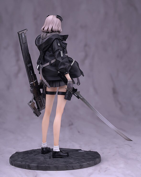 A-Z:[B] 1/7 Scale Figure