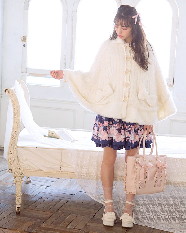 LIZ LISA Collared Ribbon Poncho: LIZ LISA - Tokyo Otaku Mode