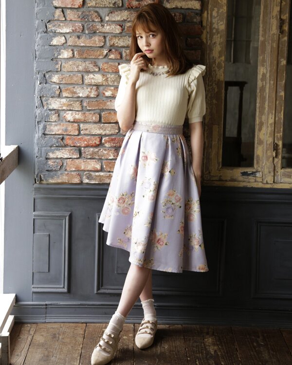 光沢が綺麗(๑˃̵ᴗ˂̵)‼️❤️AMERI❤️STRAGGLY TIERED SKIRT LIZ LISA Rose Pattern Asymmetric Skirt: LIZ LISA - Tokyo