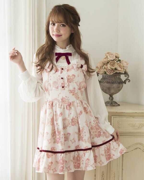 LIZ LISA Cameo Rose Dress: LIZ LISA - Tokyo Otaku Mode (TOM)