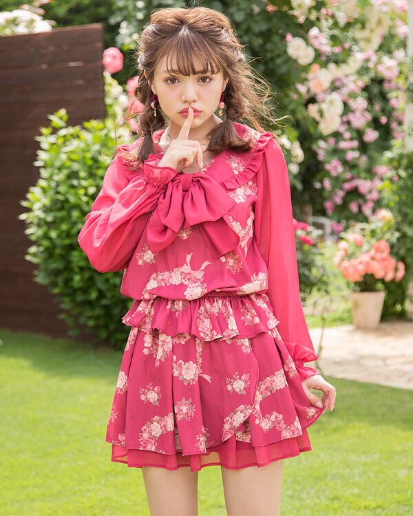 LIZ LISA ♡ Heart Wish ジャンパスカート ピンク LIZ LISA Bouquet Hearts Sukapan Skirt: LIZ LISA - Tokyo Otaku Mode