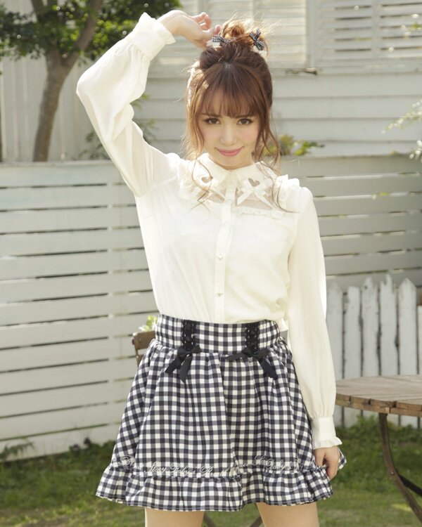 LIZ LISA Gingham Sukapan Skirt: LIZ LISA - Tokyo Otaku Mode LIZ LISA Gingham Sukapan Skirt: LIZ LISA - Tokyo Otaku Mode