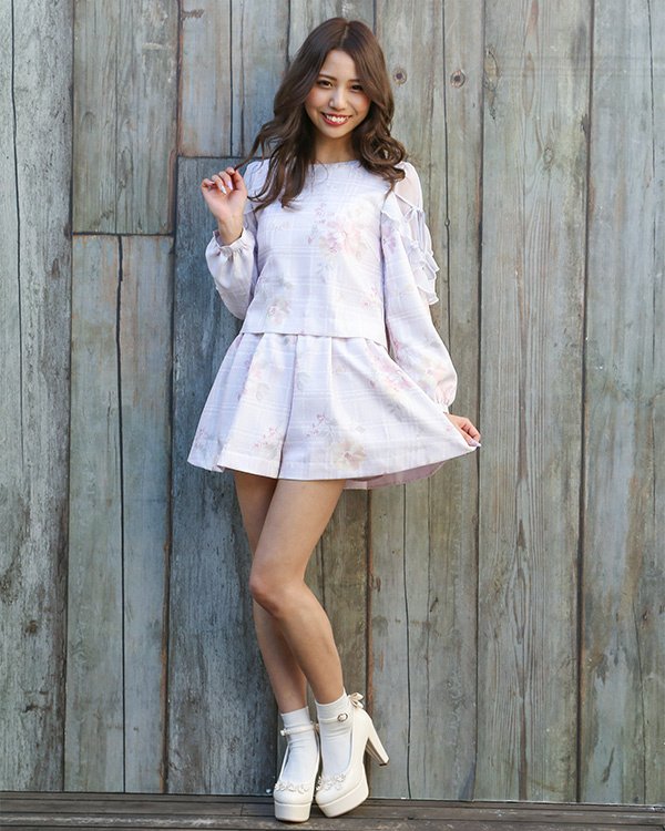 【タグ付】LIZLISA キラキラボタン　トップス　七分丈　チュニック LIZ LISA Tweed Floral Short Jumpsuit: LIZ LISA - Tokyo Otaku Mode