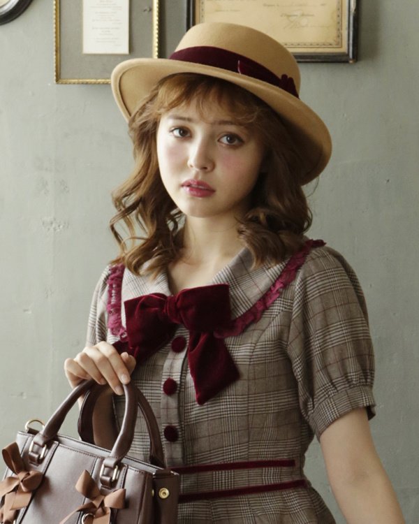 LIZ LISA Classic Felt Boater Hat - Tokyo Otaku Mode (TOM) display picture 3